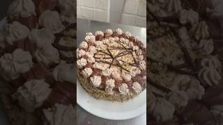 Gâteau gourmand à la mascarpone et au Kinder Bueno🔥cake cooking cookingvideo [upl. by Lisabeth]