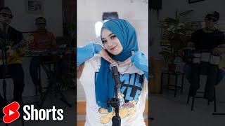 Hanya Dia Hanya Dia yang ada diantara jantung hati shorts [upl. by Garap]