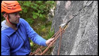 How to belay with a Munter Hitch [upl. by Balch]