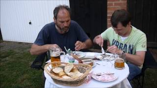 Surströmming  Köstliche Abendunterhaltung realer Blickwinkel [upl. by Tigirb]