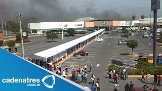 ÚLTIMA HORA Incendio consume toda la plaza de Sendero Ixtapaluca [upl. by Ailegna]