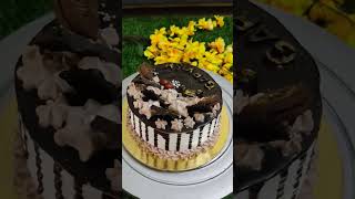 Easy चॉकलेट cake decoration ideas💡shortsviral [upl. by Adiell511]