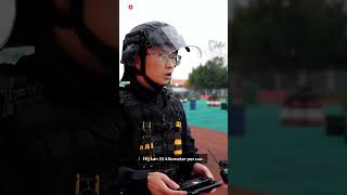 Chinese politie test nieuw wapen [upl. by Uile333]