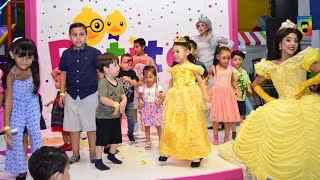 PRINCESAS DISNEY 👸🏻fiesta baile funny princess kids niños newvideo infantil [upl. by Olodort]