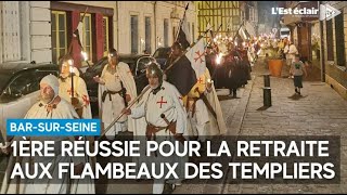 Un cortège de 150 personnes pour la retraite aux flambeaux des Templiers [upl. by Fabriane]