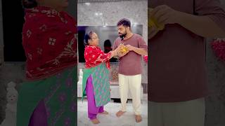 Mummy nai gaurav say banana kyu chinliye shorts youtubeshorts gauravaroravlogs [upl. by Ainirtak656]