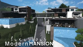 Bloxburg Luxurious Hillside Modern Mansion  Speedbuild  ROBLOX bloxburg [upl. by Jacobba403]