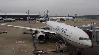 20170906 United Airlines 881 Announcement Chicago OHare  Tokyo Narita [upl. by Ramirolg]