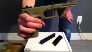 WE G18C GBB Gen3 Tan UNBOXING [upl. by Illona]