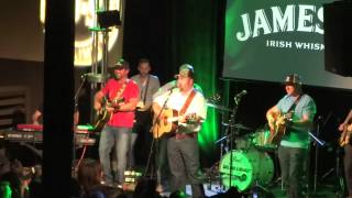 Daryle Singletary amp The Peach Pickers  Too Much Fun live [upl. by Shannen]