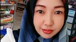 Liviana Livi sedang live sekaranglive screncas [upl. by Aihsenat]