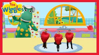 I Wave My Spoon and the Strawberries Harmonise 🍓 The Wiggles [upl. by Carol]