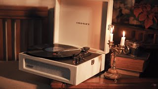 CROSLEY VOYAGER  An Affordable Turntable [upl. by Nylrebma]