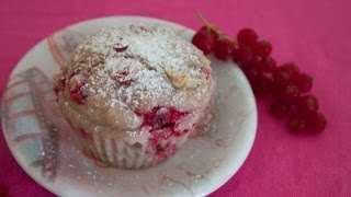 Ricetta muffin Muffin ai ribes con farina di farro e ricotta  ricetta per lestate [upl. by Elyr]