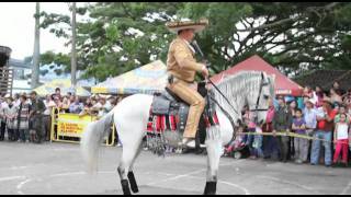 MILTON OTÁLORA Y SU SHOW DE CABALLOS EN ALTA ESCUELA [upl. by Aikemaj]