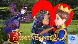 Descendants 3 Dolls Uma amp Ben Kiss Dragon Mal Fight Uma Valentine’s Day Disney D2 Episode [upl. by Heddi109]