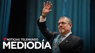 Arévalo toma posesión como presidente de Guatemala luego de una tensa jornada  Noticias Telemundo [upl. by Patrizia]