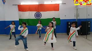 Dazzling Toddlers  Independence Day  It happens only in India  Indiawale  Shahrukh Khan Govinda [upl. by Acinyt]