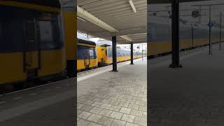 Trein vertrekt naar Den Haag vanaf Gouda ns trein [upl. by Verneuil]