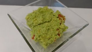 Guacamole fatto in casa semplice e veloce [upl. by Ellerahc]