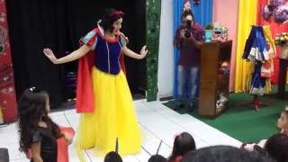 Personagem Vivo  Branca de Neve [upl. by Miun]