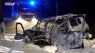 VN24  Fahrer flüchtet nach FeuerUnfall  Was geschieht nachdem die Feuerwehr ihre Arbeit getan hat [upl. by Weintrob]