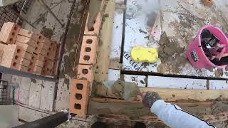 How to make your life easier on a 4th lift 🧱🚧 bricklaying teaching brickwork [upl. by Eyahs174]