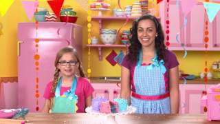 Lalaloopsy Kitchen How to Make Super Silly Pancakes  Episode 6  Lalaloopsy [upl. by Hgielra]