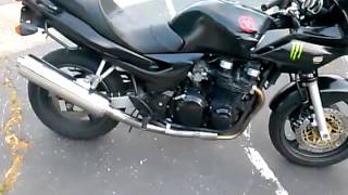 2002 kawasaki ZR7S [upl. by Toolis]