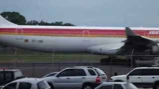 Airbus A340642 Iberia despegando por la pista 25 en costa rica [upl. by Good]