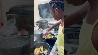 COOKING WHITE RICE AND STEW [upl. by Othella]