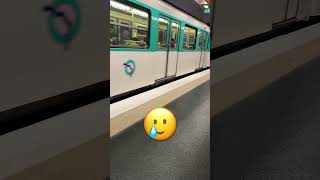 Depart du MF67 a la Motte Picquet Grenelle sur la ligne 10 train trainspotting ratp metro 10 [upl. by Lamaaj]