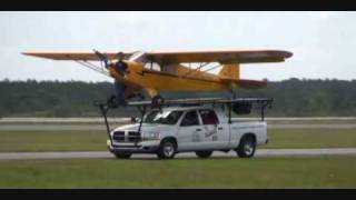 The Alabama Boys Piper J3 Cub  Cecil Field AirShow 2009 [upl. by Lubbi]