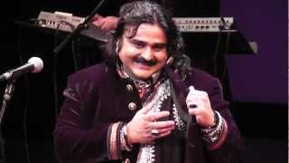 Sufi Pop Rocks the Asia Society Arif Lohar performs quotAlif Allah Chambey Di Bootiquot edited [upl. by Aihtnic332]