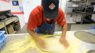 Dominos guy makes 3 Pizzas in 39 Seconds  Sarasota HeraldTribune [upl. by Sakovich]