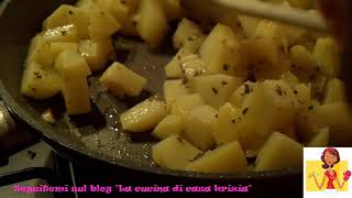 PATATE E SALSICCIA IN PADELLA VELOCE VELOCE [upl. by Biggs]