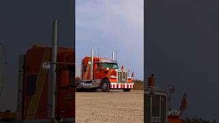 Peterbilt 567 heavy haul [upl. by Ennirac]