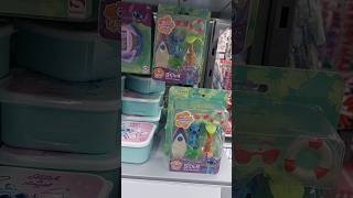 Lilo et Stitch dans les Magasins BampM Goodies disney figurine verres accessoires scolaires [upl. by Trabue]