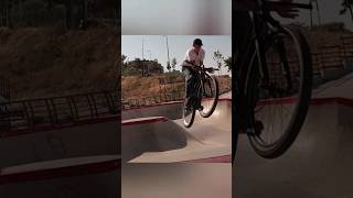 Skateparkta Klasik Antrenman😜 dj bmxdirtjump dirtjump extremesport mtb keşfet bmxtricks [upl. by Enylecoj638]