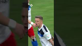 WENN DER VOLKSPARK EXPLODIERT 🔊💙 Was für ein Strahl von Sonny Kittel 🤯 nurderhsv goal football [upl. by Eninnaj]