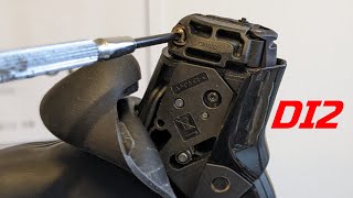 Check and replace 12speed wireless Di2 shifter battery [upl. by Vil]