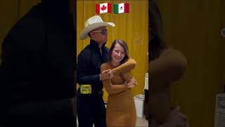 Bailando cumbia con la canadiense canadiense mexicano baile cumbia matrimonio amor canada [upl. by Pablo104]