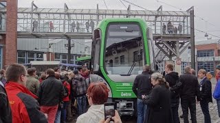 Vorstellung der neuen üstra TW3000 Stadtbahn [upl. by Annekam699]