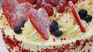 TORTA RED VELVET CON FRUTOS ROJOS Y TOPPING DE QUESO [upl. by Olzsal]