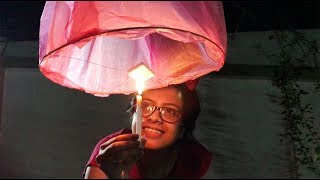 How To Launch amp Light Sky Lanterns in Kolkata Festival India  Fanus2017 [upl. by Newmann]