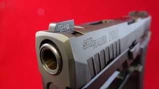 Sig Sauer P320 XCarry  подробный обзор [upl. by Schaper]