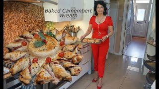 Baked Camembert bakedcamembert Cheesewreathchristmasfood [upl. by Kate230]