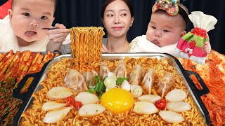 설날 맞이 💕 매운 떡 만두 신라면 먹방 ft 한복 미소😗 Spicy Korean Ramen Tteok Dumpling Noodles Mukbang ASMR Ssoyoung [upl. by Hambley243]