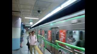 Busan SubwayHumetro 2000series Line 2 train leaving Suyeong [upl. by Nasas]