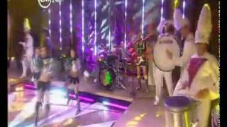 Gwen Stefani  Hollaback Girl Live on CDUK [upl. by Yrrehc]